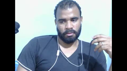 Snapshot of johan2222222222 chatting on May 3, 2:39 am johan2222222222 online show from May 3, 2:39 am