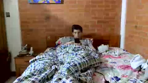 johan70nsexy online show from April 16, 9:32 am
