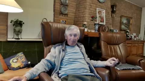 Snapshot of johan7_heet chatting on May 6, 7:30 pm johan7 heet online show from May 6, 7:30 pm