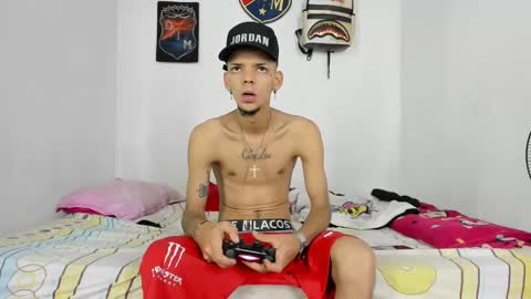 johan_and_antonella online show from December 13, 6:16 pm