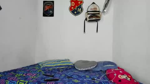 johan_and_antonella online show from September 16, 5:30 am