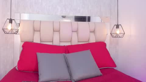 Johan  online show from September 27, 11:37 am