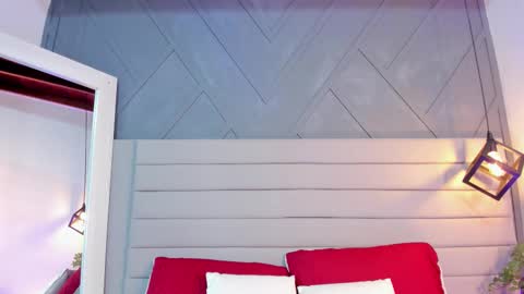 Johan  online show from December 4, 11:52 am