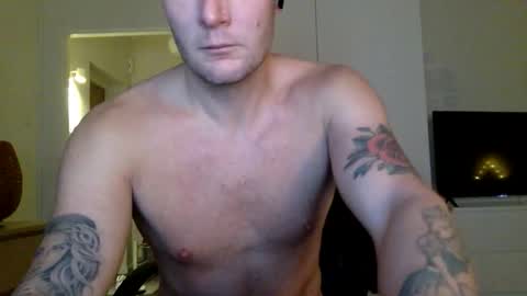 johannesjohnsson780 online show from December 18, 10:38 pm