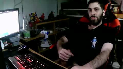 Snapshot of john566112 chatting on December 14, 6:19 am john online show from December 14, 6:19 am