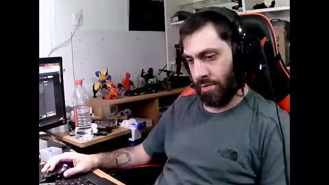 Snapshot of john566112 chatting on December 16, 5:23 am john online show from December 16, 5:23 am