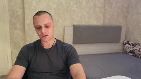 Snapshot of john_3019 chatting on April 4, 8:06 pm John online show from April 4, 8:06 pm
