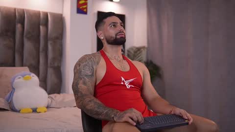 Snapshot of john_king29 chatting on February 16, 2:31 am john online show from February 16, 2:31 am