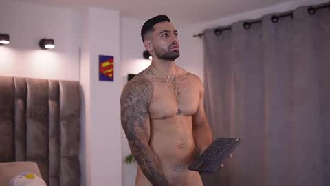 Snapshot of john_king29 chatting on March 8, 3:13 pm john online show from March 8, 3:13 pm