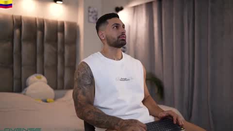 Snapshot of john_king29 chatting on September 16, 10:11 pm john online show from September 16, 10:11 pm