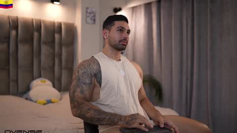 Snapshot of john_king29 chatting on September 25, 1:20 am john online show from September 25, 1:20 am