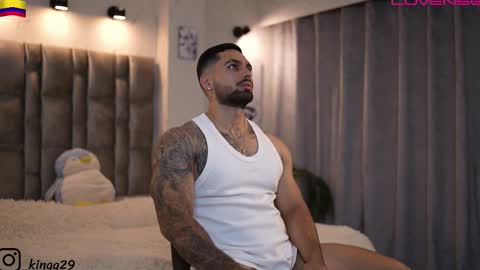 Snapshot of john_king29 chatting on November 10, 11:04 pm john online show from November 10, 11:04 pm