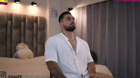 Snapshot of john_king29 chatting on November 13, 9:58 pm john online show from November 13, 9:58 pm