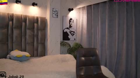 Snapshot of john_king29 chatting on November 22, 1:10 pm john online show from November 22, 1:10 pm