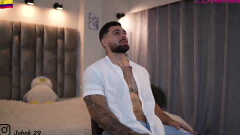 Snapshot of john_king29 chatting on December 4, 11:35 pm john online show from December 4, 11:35 pm