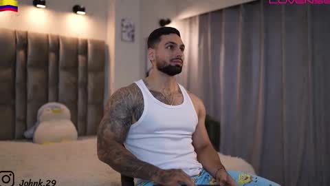 Snapshot of john_king29 chatting on December 14, 4:23 pm john online show from December 14, 4:23 pm