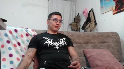 JOHN online show from July 1, 8:41 pm