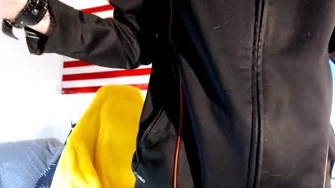 Snapshot of john_winx chatting on February 18, 12:56 pm john_winx online show from February 18, 12:56 pm