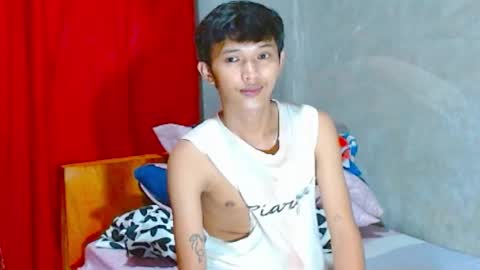 Snapshot of john_zacharyxx chatting on June 3, 10:51 am JohnXxx online show from June 3, 10:51 am