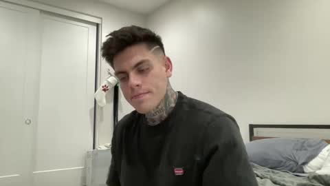 JAXX online show from December 7, 11:12 pm