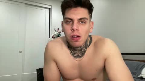 JAXX online show from December 8, 8:15 pm