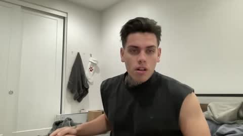 JAXX online show from January 5, 7:07 pm