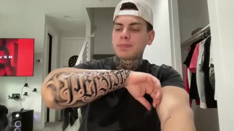 JAXX online show from January 26, 7:20 pm