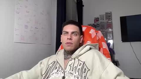 Snapshot of johnafterdark chatting on April 3, 3:59 am JAXX online show from April 3, 3:59 am