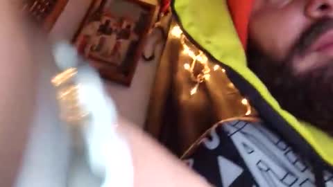 johnboii813 online show from December 11, 2:00 pm