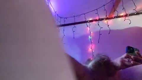 johnboii813 online show from December 20, 3:21 pm