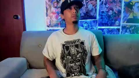 John carrie    Independent  Help me reach my goal 100 likes and 10000 followers  online show from January 16, 1:20 am