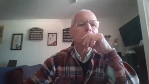 Snapshot of johndesnudado chatting on April 18, 10:52 am johndesnudado online show from April 18, 10:52 am