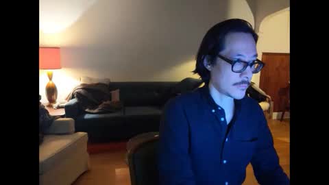 Snapshot of johneelicks chatting on March 21, 8:19 am Johnee online show from March 21, 8:19 am