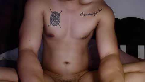 Snapshot of johnhotcockasian chatting on May 22, 12:40 am hotasian online show from May 22, 12:40 am
