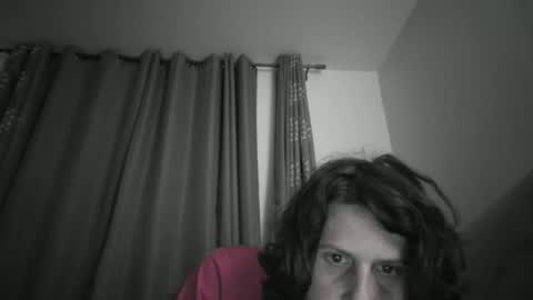 Snapshot of johnjohn90909 chatting on April 13, 1:11 am johnjohn online show from April 13, 1:11 am