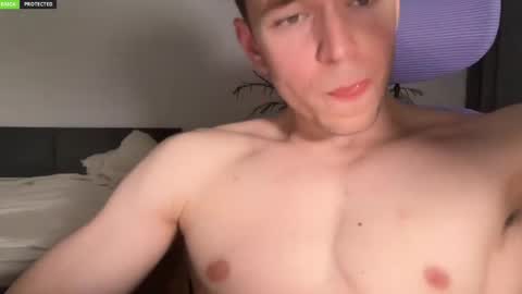 Snapshot of johnnnyhorny chatting on June 5, 5:18 pm Johnny online show from June 5, 5:18 pm