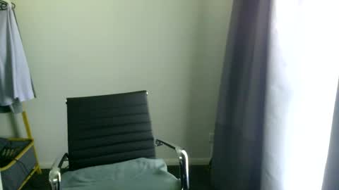 Snapshot of johnny61600 chatting on March 24, 11:32 pm Lovenitwet69 online show from March 24, 11:32 pm