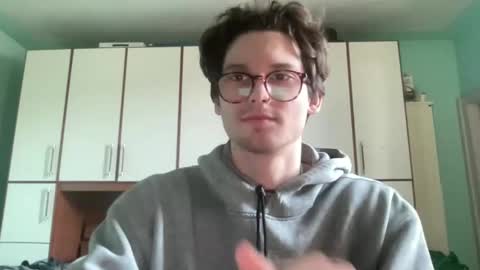 Snapshot of johnny__wood chatting on December 31, 10:58 am Johnny online show from December 31, 10:58 am