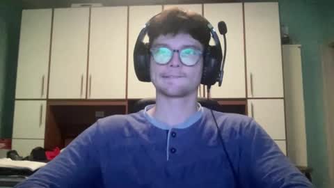 Snapshot of johnny__wood chatting on January 1, 9:20 pm Johnny online show from January 1, 9:20 pm