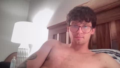 Snapshot of johnny__wood chatting on October 16, 5:19 am Johnny online show from October 16, 5:19 am