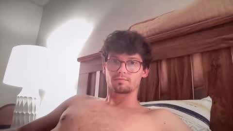 Snapshot of johnny__wood chatting on October 26, 7:36 am Johnny online show from October 26, 7:36 am