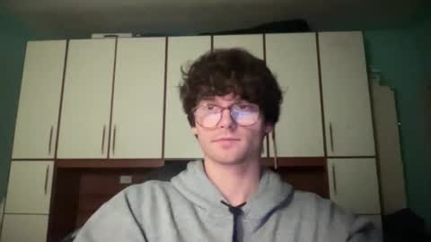 Snapshot of johnny__wood chatting on December 14, 2:17 am Johnny online show from December 14, 2:17 am