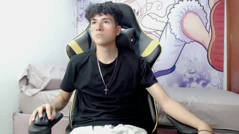 johnny_cagee online show from December 22, 9:00 am