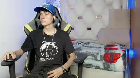 johnny_cagee online show from September 11, 3:50 am