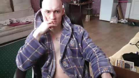 Johnny online show from April 24, 5:32 am