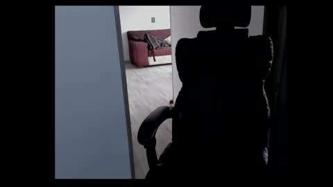 Snapshot of johnny_seens1 chatting on November 14, 2:49 pm Johnny online show from November 14, 2:49 pm