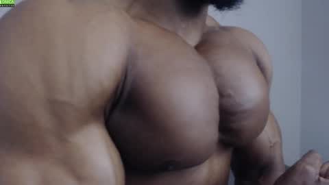 Snapshot of johnnydolce50 chatting on December 21, 4:41 am MASTER OF SUBS BETA SLAVES online show from December 21, 4:41 am