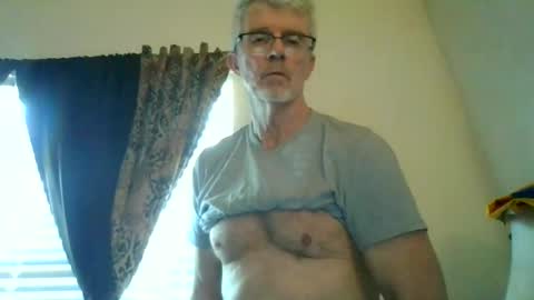 johnnyrocket12345678 online show from June 29, 9:48 pm