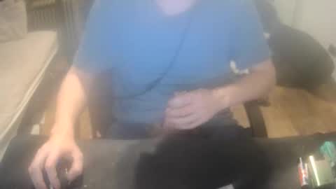 Snapshot of johnot1998 chatting on May 28, 1:58 am johnot1998 online show from May 28, 1:58 am