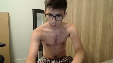 Snapshot of johnresmain chatting on July 19, 5:16 pm johnresmain online show from July 19, 5:16 pm